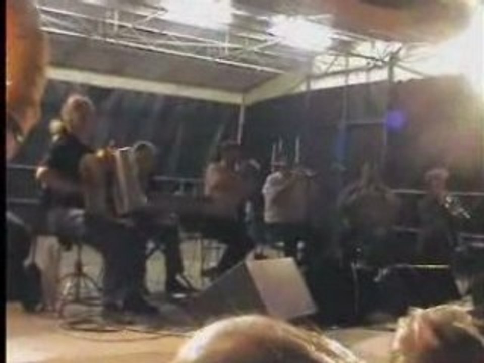 Fest-noz au port Toul an Hery avec le groupe  Ré an Aré