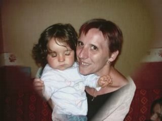 prendre un enfant par la main