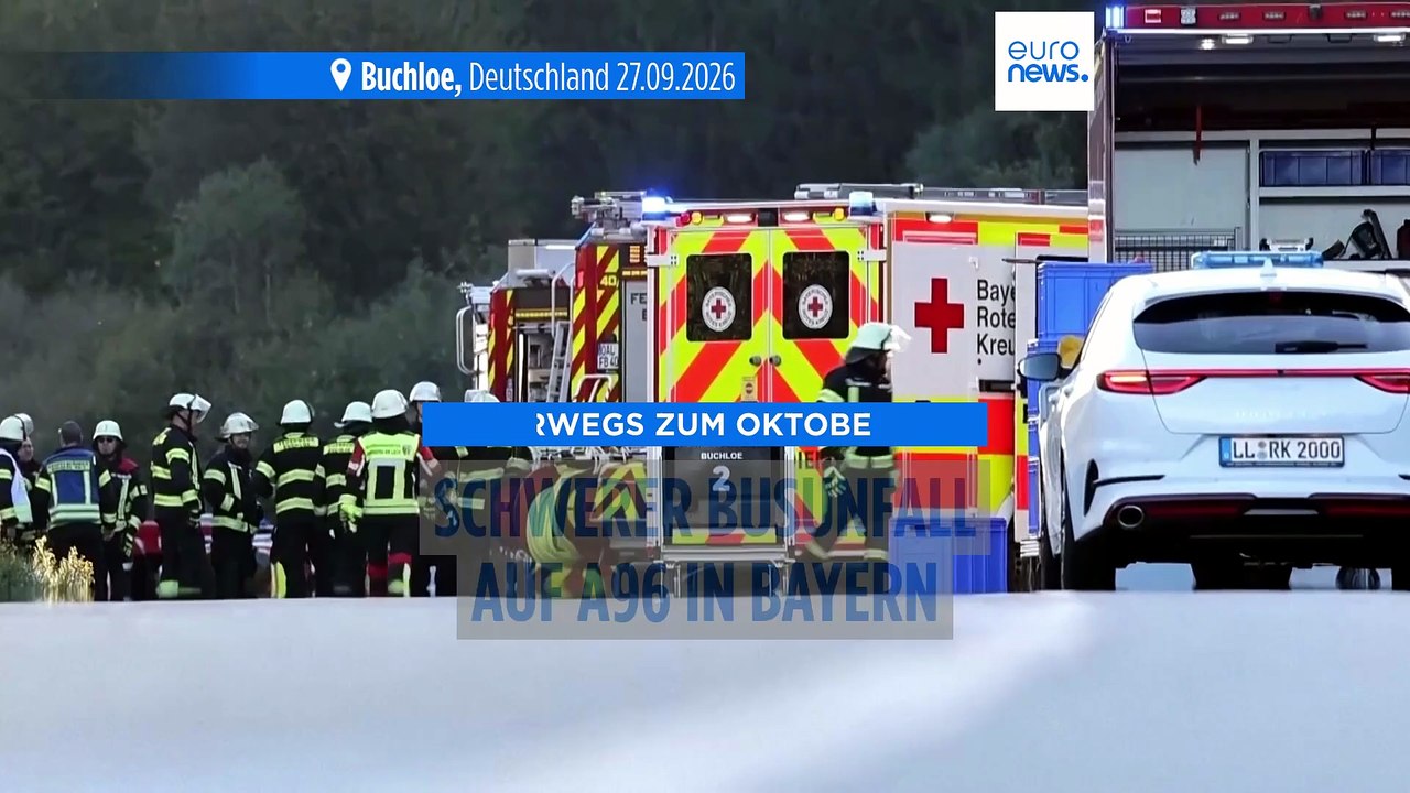Oktoberfest-Reisegruppe verunglückt – Bus stürzt in Graben