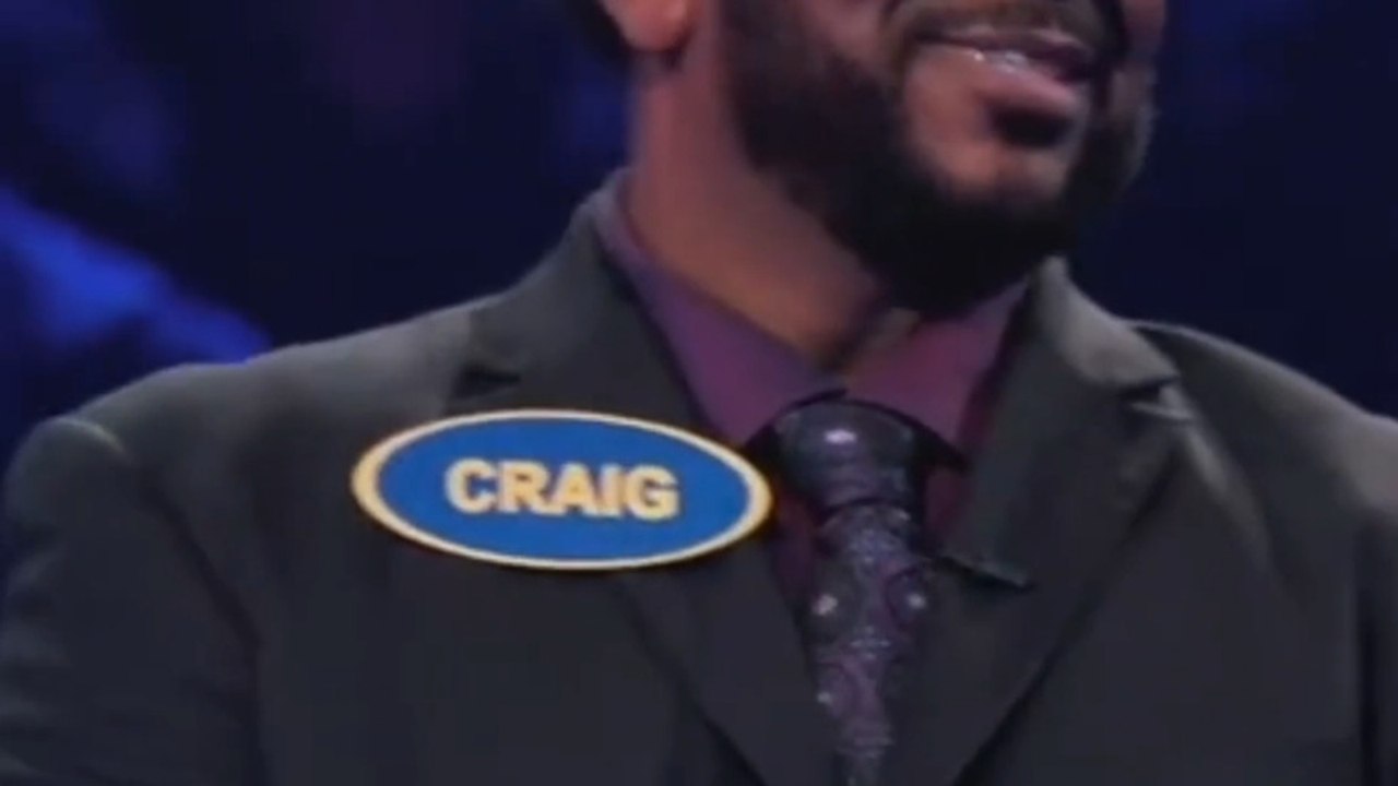 Craig Robinson Makes Fast Money Look Way Too Easy on Celebrity Family Feud