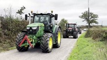 Most of the 179 tractors leaving on the Tractor Run in memory of Nathan Saunders, video Alan Quick IMG_2017
