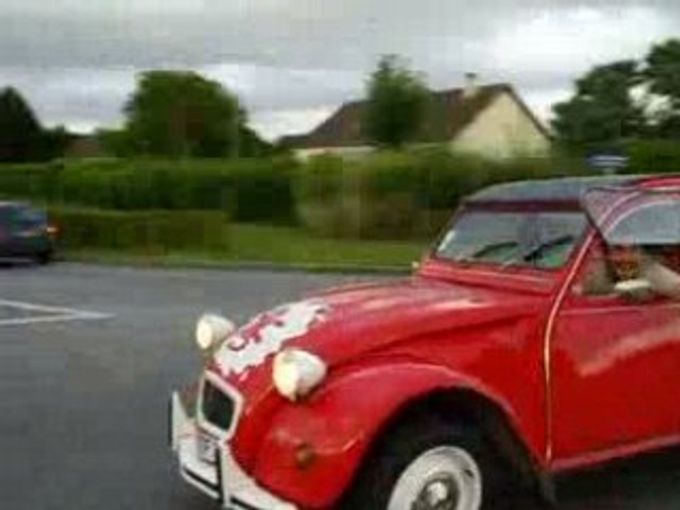 Rond point en 2cv bis