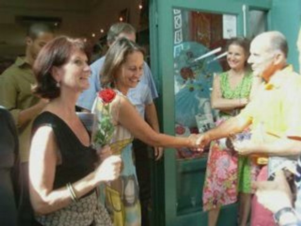 Ségolène Royal : Séance de dédicaces à Aix-en-Provence