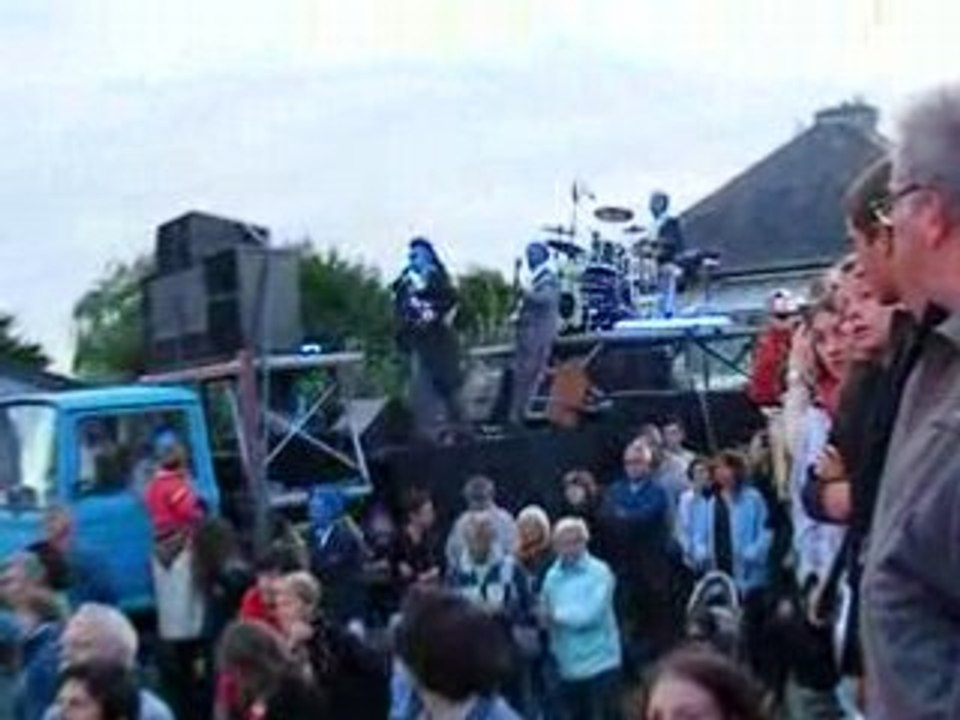 Generik Vapeur "l'eglise" 10.08.2008 Brest