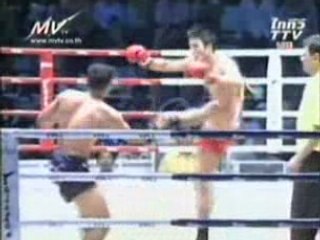 Naruepol Fairtex vs. Thai