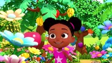 Mimi's fruit adventure is full of colorful discoveries! Can you name all four fruits?