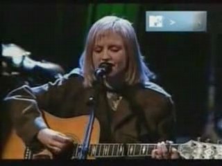 Zombie en acoustique - The Cranberries LIVE