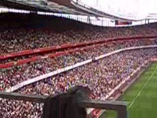 entrée des joueurs arsenal & juventus emirates cup 2008