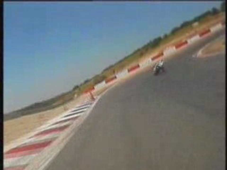 un tour à ledenon en zx6r 2006