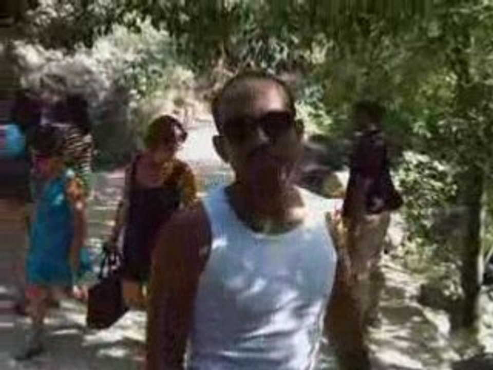 gael et fred a la Fontaine du vaucluse