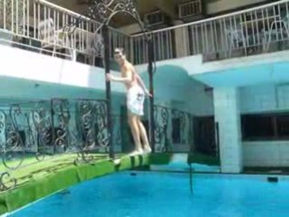 YamakOussa SaltO arriere Piscine By RODJO