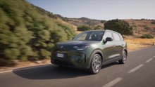 Leapmotor B03X in Seaweed Green Driving Video