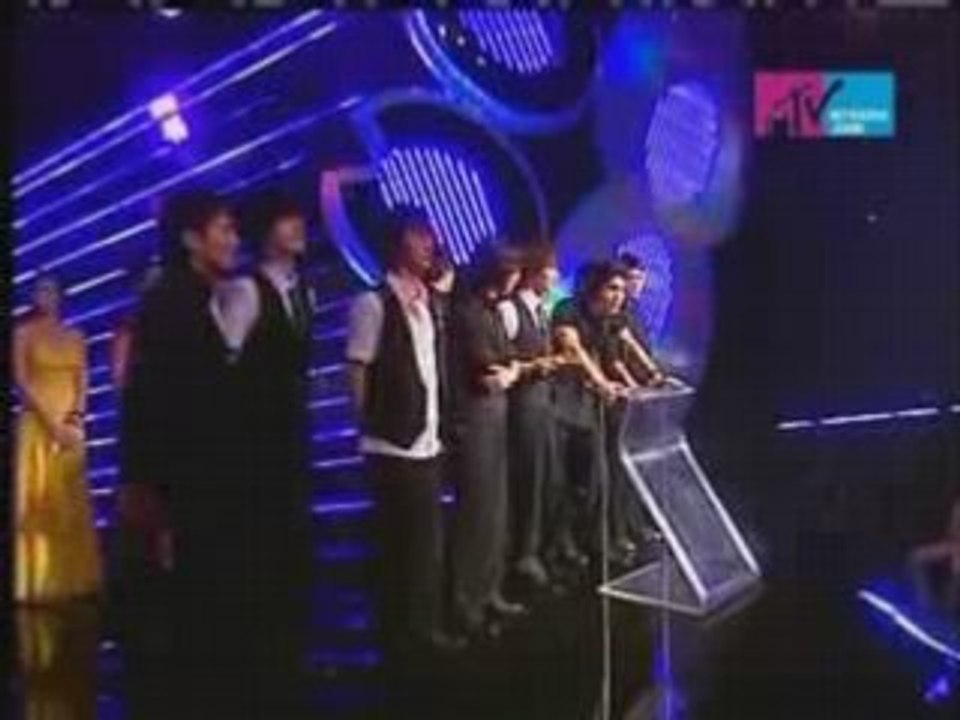 Super Junior Receiving 2008 MTV (Best Favourite Korean Ar