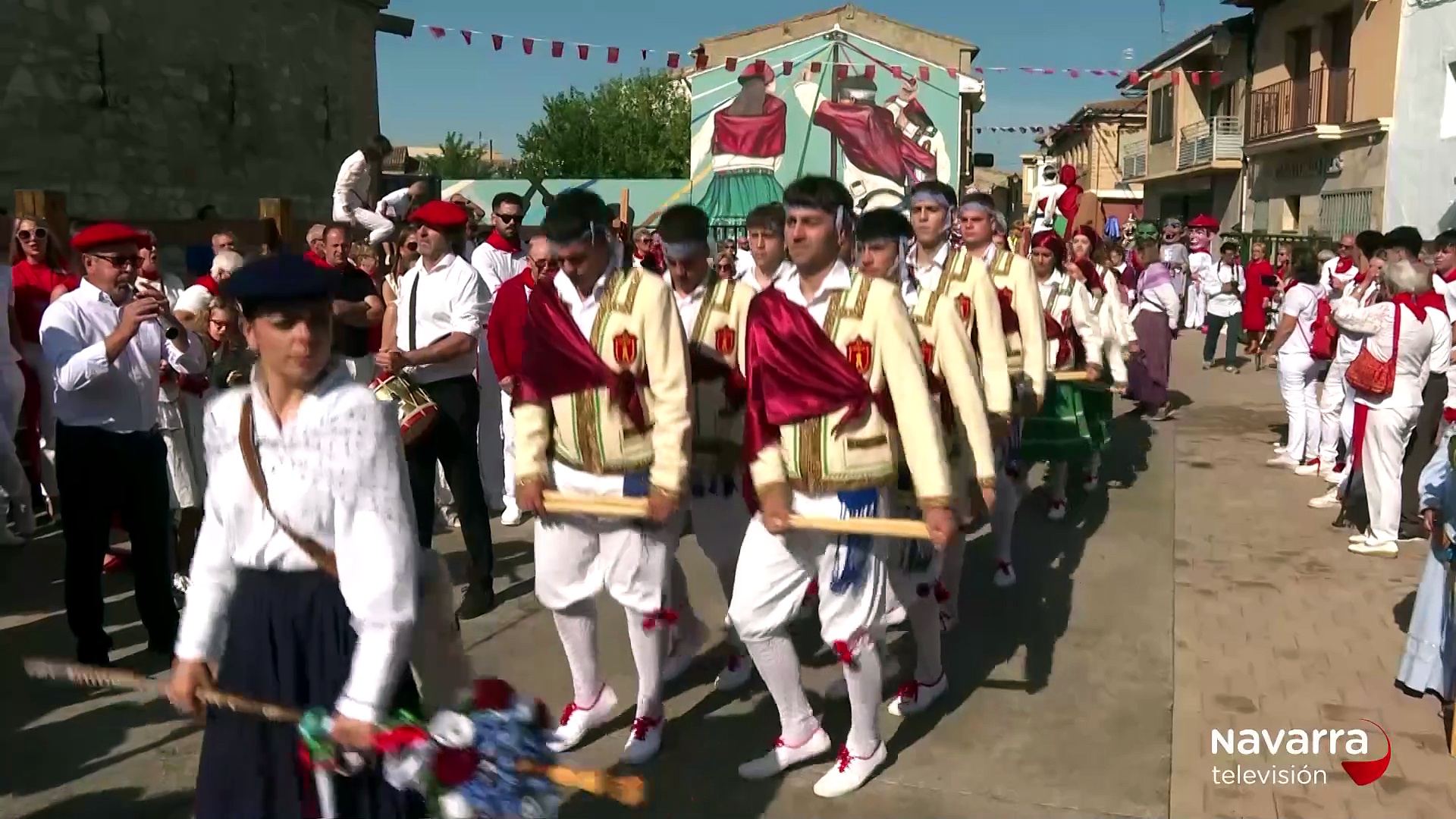 Cortes celebra el día grande de San Miguel