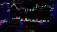 Is an ETF better than a stock ?