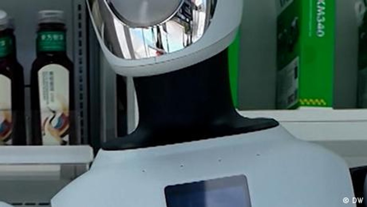Humanoid robots take over retail