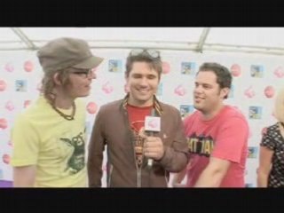 4Music talks Playlists Backstage at T4 On The Beach!