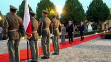 Meloni in visita ufficiale a Praga, l'incontro con il premier Babis