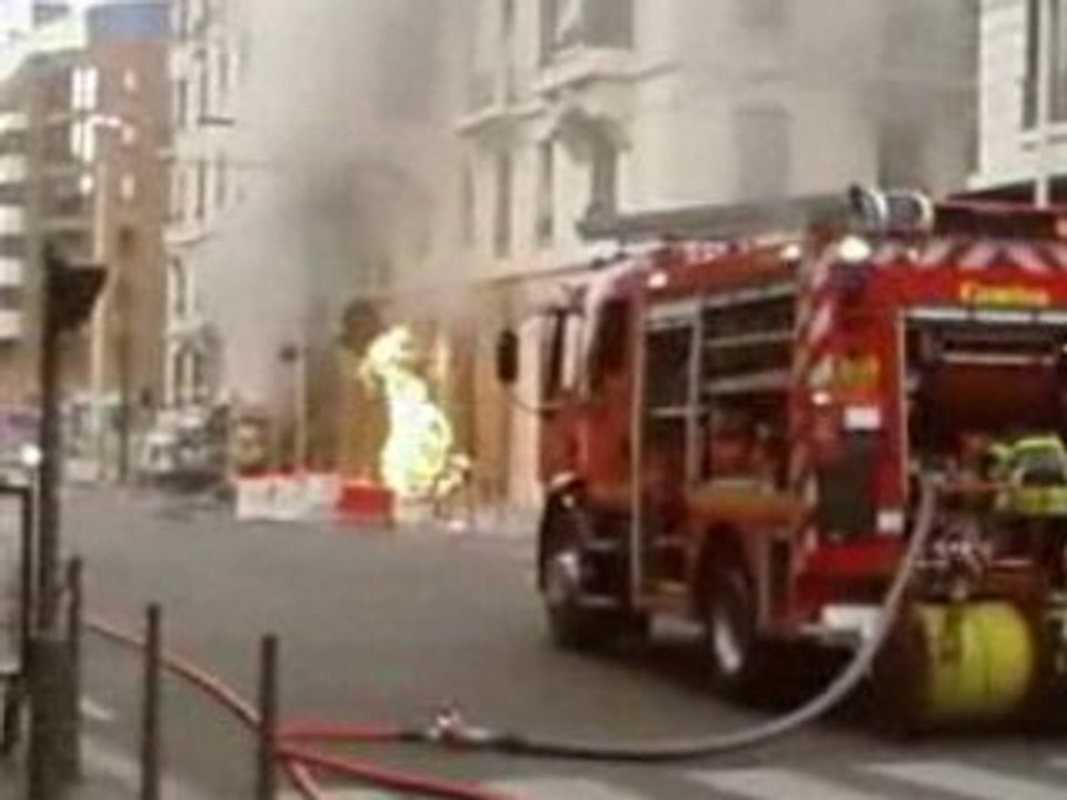 Après l'explosion