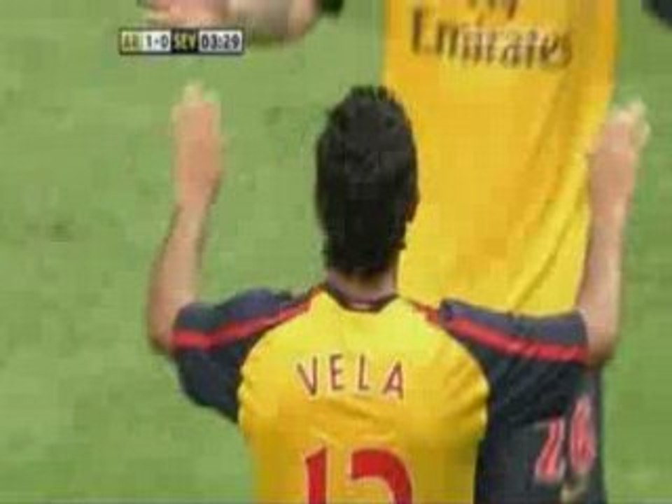 ARSENAL FC VS SEVILLE CARLOS VELA