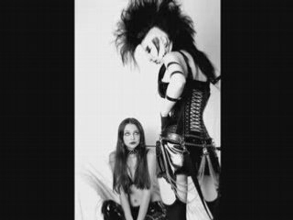 BrokeNCYDE - FreaXXX