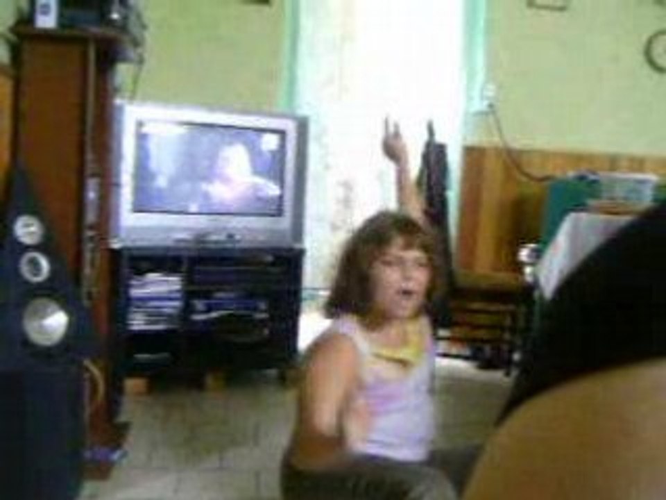 marina en plein délire sur i will survive