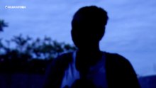 Criminoso usa criança para invadir casa de mulher e assaltá-la
