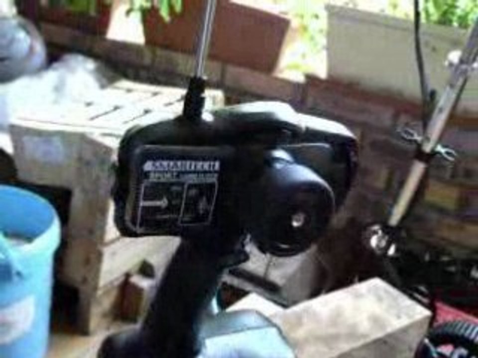 explication de ma voiture thermique 1/10 buggy