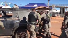 Policiais comemoram prisão de Lázaro Barbosa