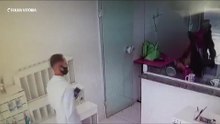 Homem assalta donas de pet shop em Viana