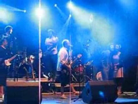 Ministère Magouille et Mes aieux : Fuc*ing Caribou