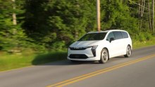 2027 Chrysler Pacifica Limited Driving Video