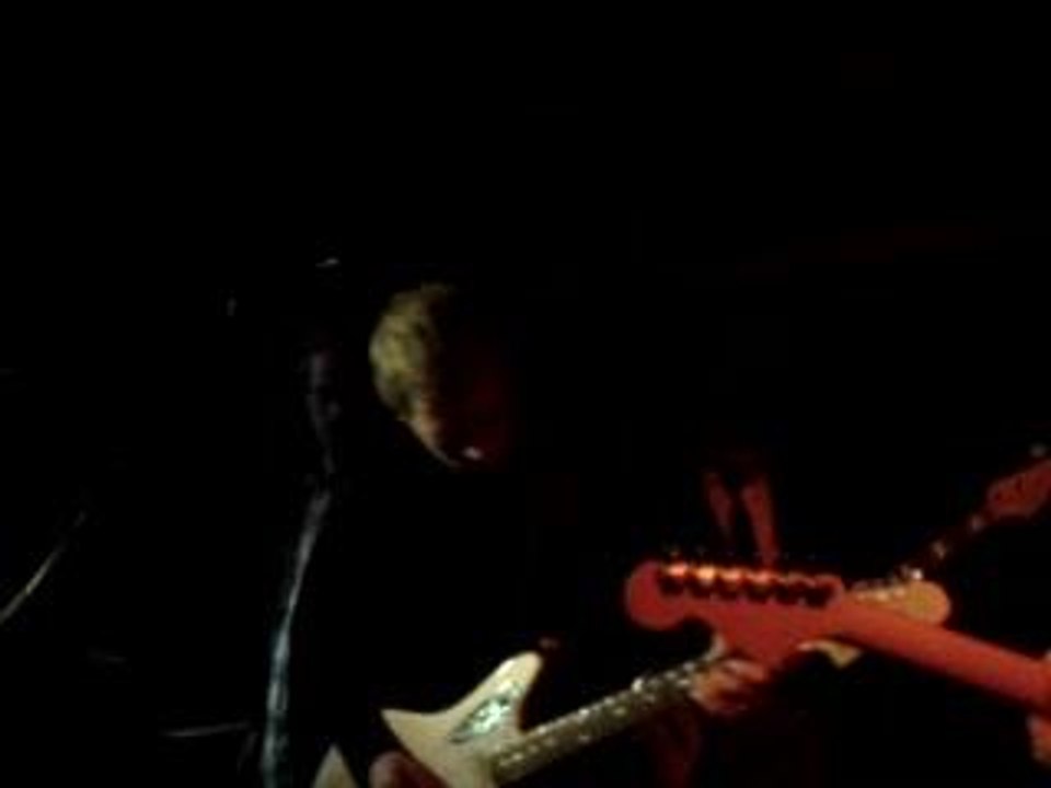 [ingenting] - sluta ge mig r�d