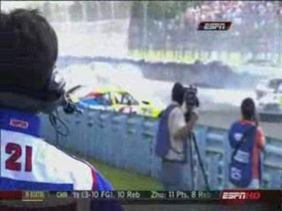 Nascar Sprint Cup - Crash @ Watkins Glen