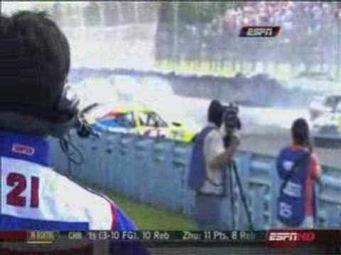 Nascar Sprint Cup - Crash @ Watkins Glen