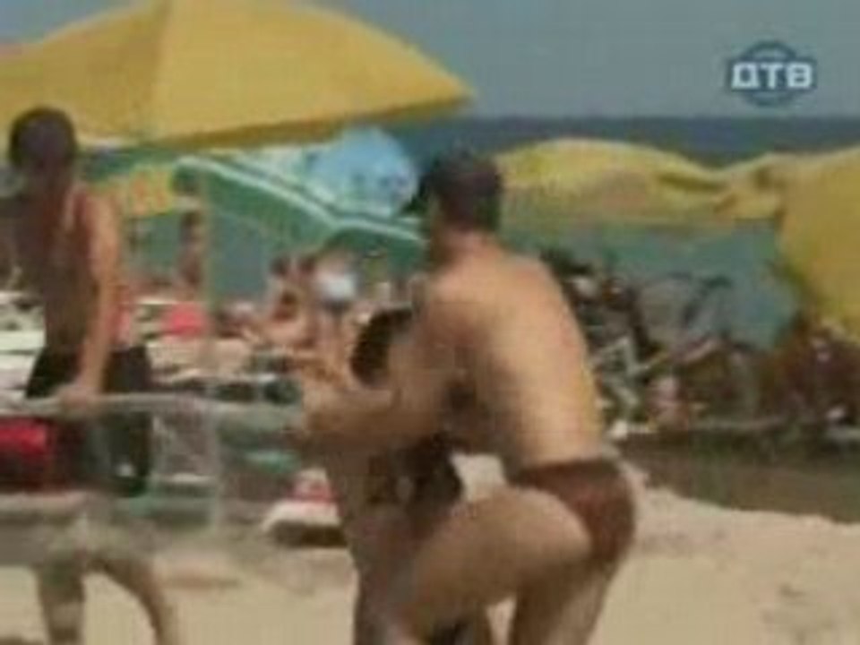 Sexy beach prank