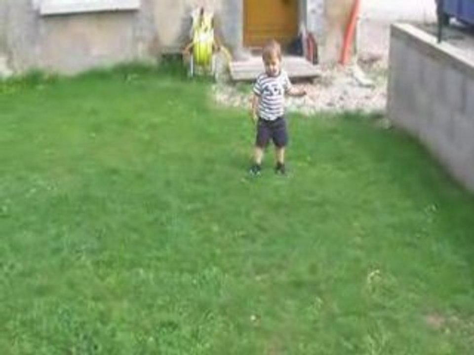 AVEC LE BALLON