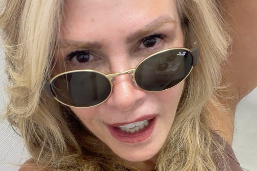Carolina Perpetuo mostró sus curvas y recibió atrevidos piropos