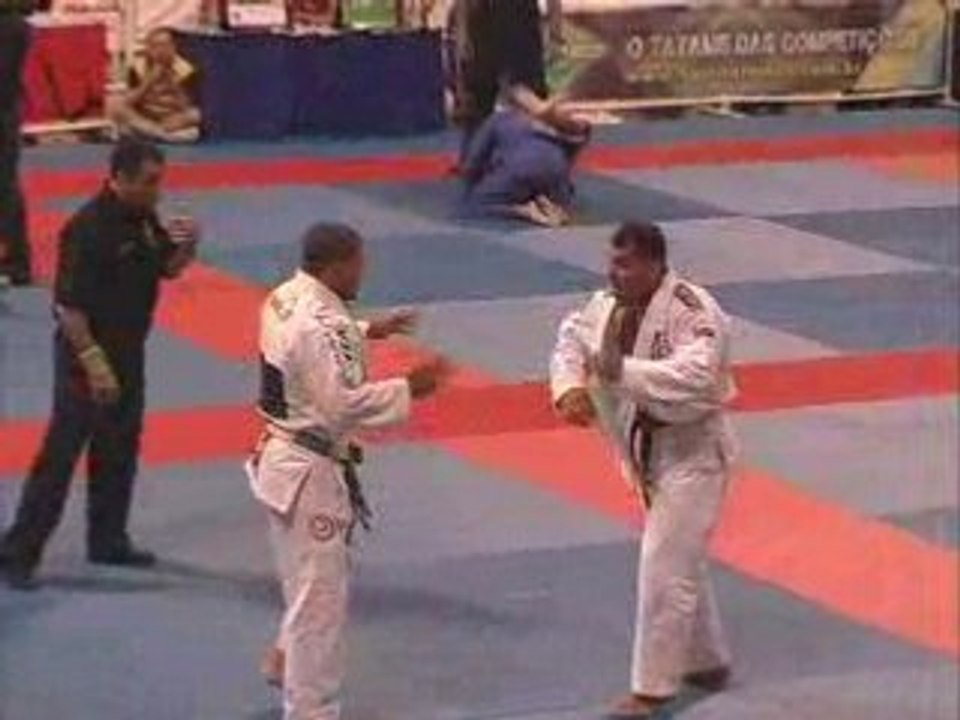 ANDRE GALVAO MATCH ONE