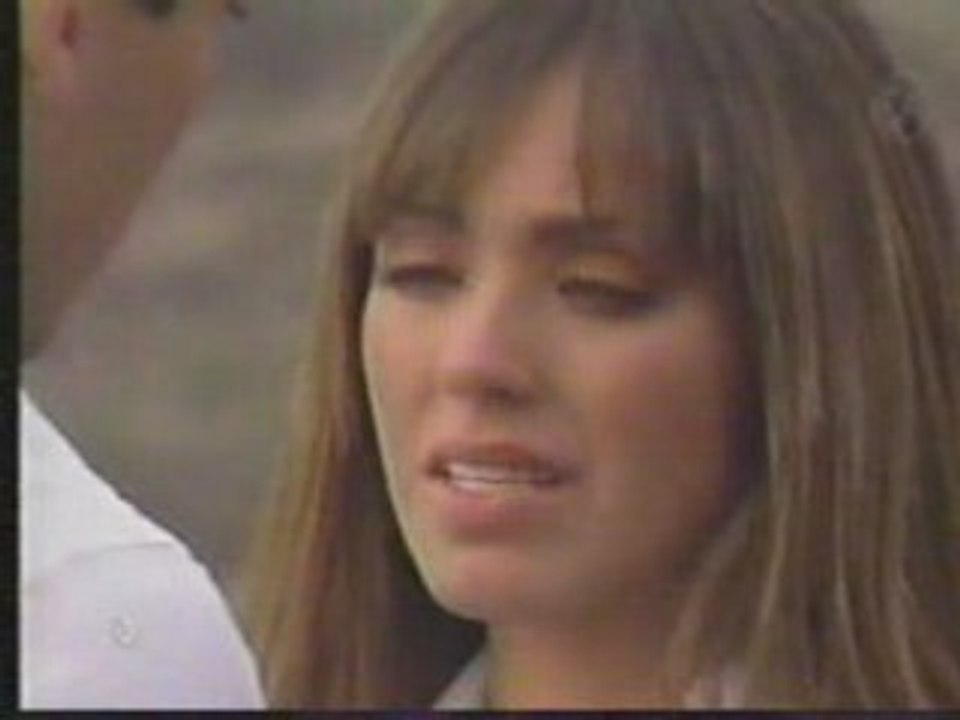 Rebelde - Mia Hablando con Miguel del Chavo que le Gusta