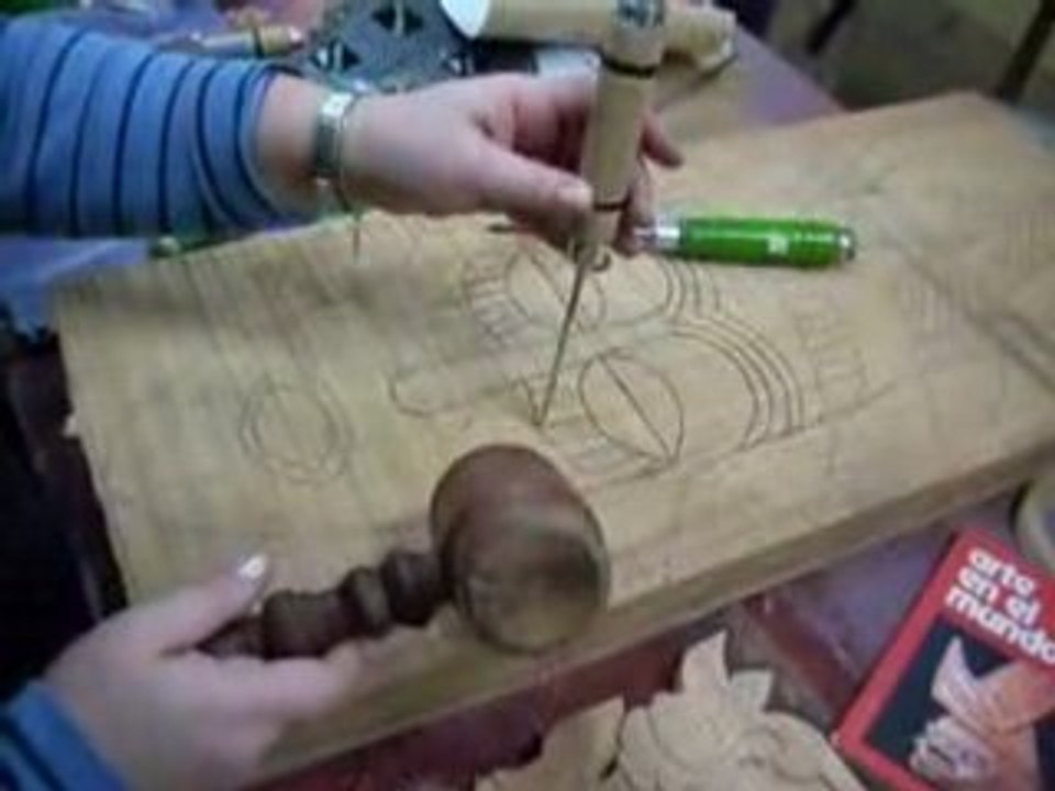 Mariú marcando su Máscara