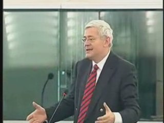 FN - Traité de Lisbonne = Constitution Européenne