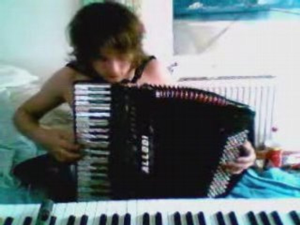 Yann_Tiersen_-_La_Fenetre