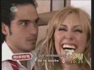 Rebelde - Mia y Miguel Hablan de...Hacer...Cochinadas