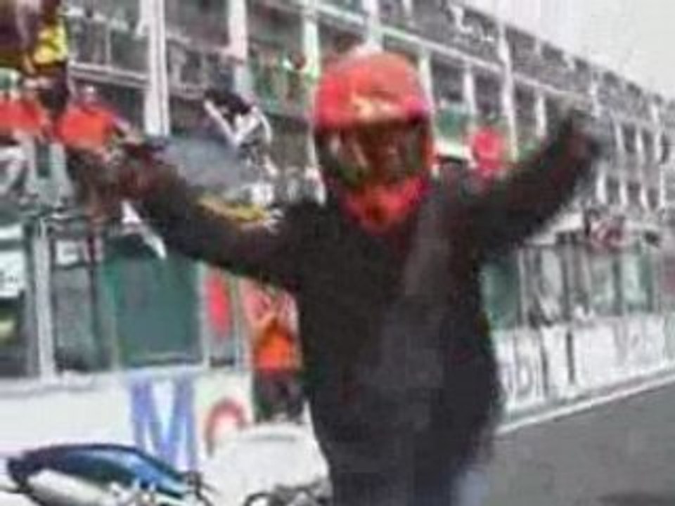 Stunt au bol d'or avec Jonath et son Z1000