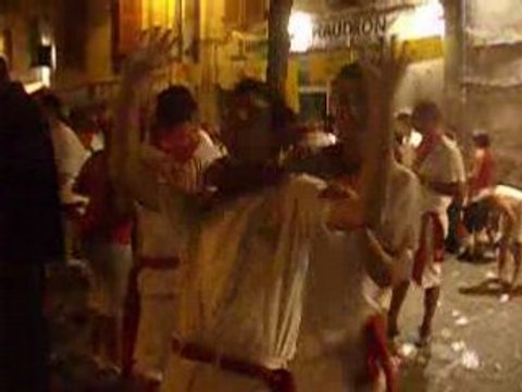 Ptiseb19 l'interne fêtes de bayonne 2008 Surfeur et Antoine