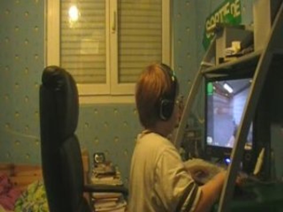 mon pti frere play cs 2  fisrt day