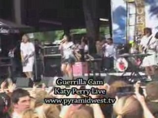 Katy Perry "I Kissed A Girl" Live