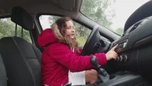 Les gens en voiture