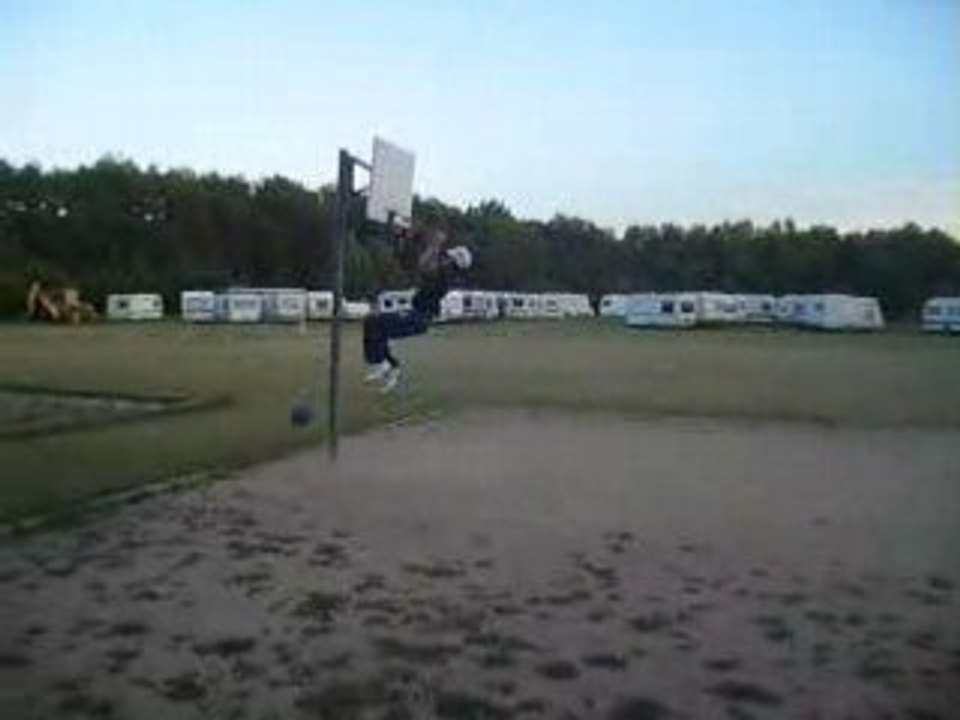 Dunk by Chris